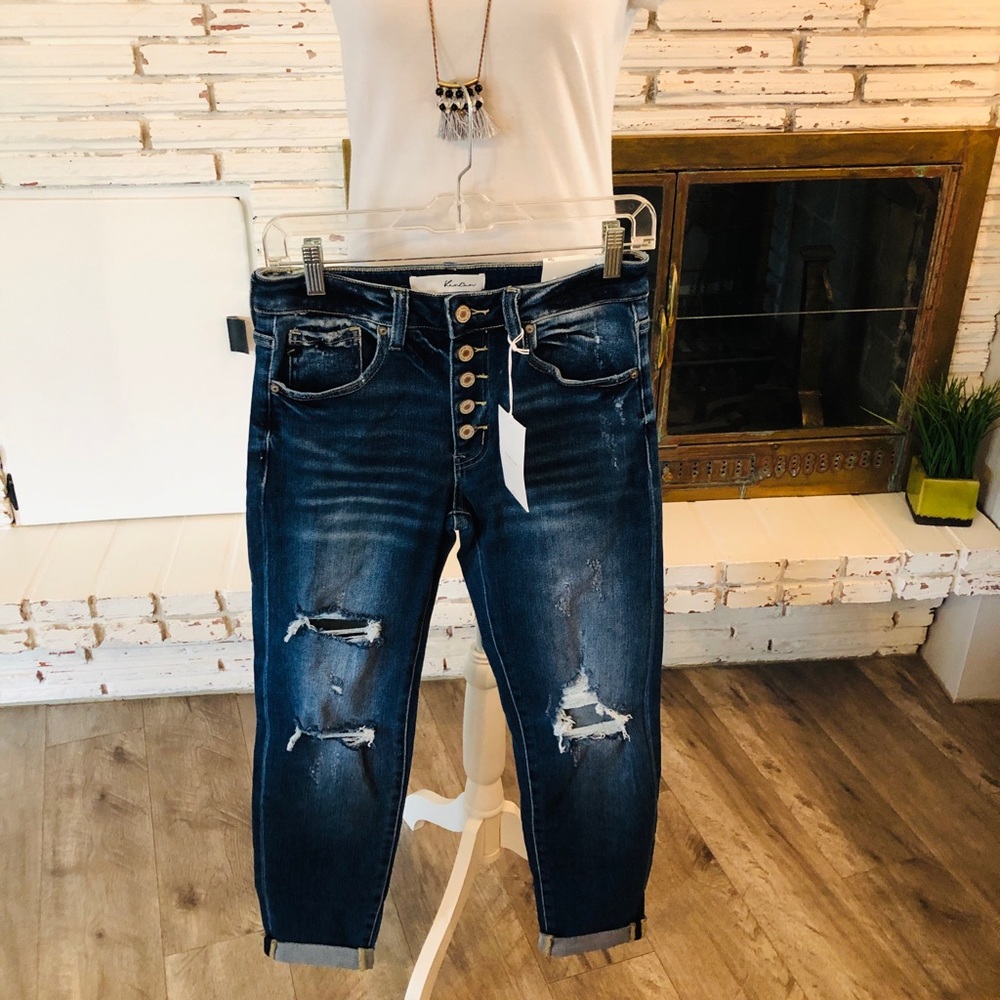 KanCan NWT Dark Wash Distressed Ankle Relaxed Fit Skinny Jeans 3/25